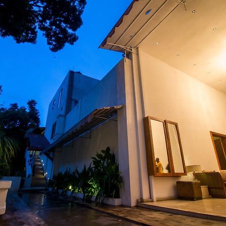 Sleek Hotel Kegalle Dış mekan fotoğraf