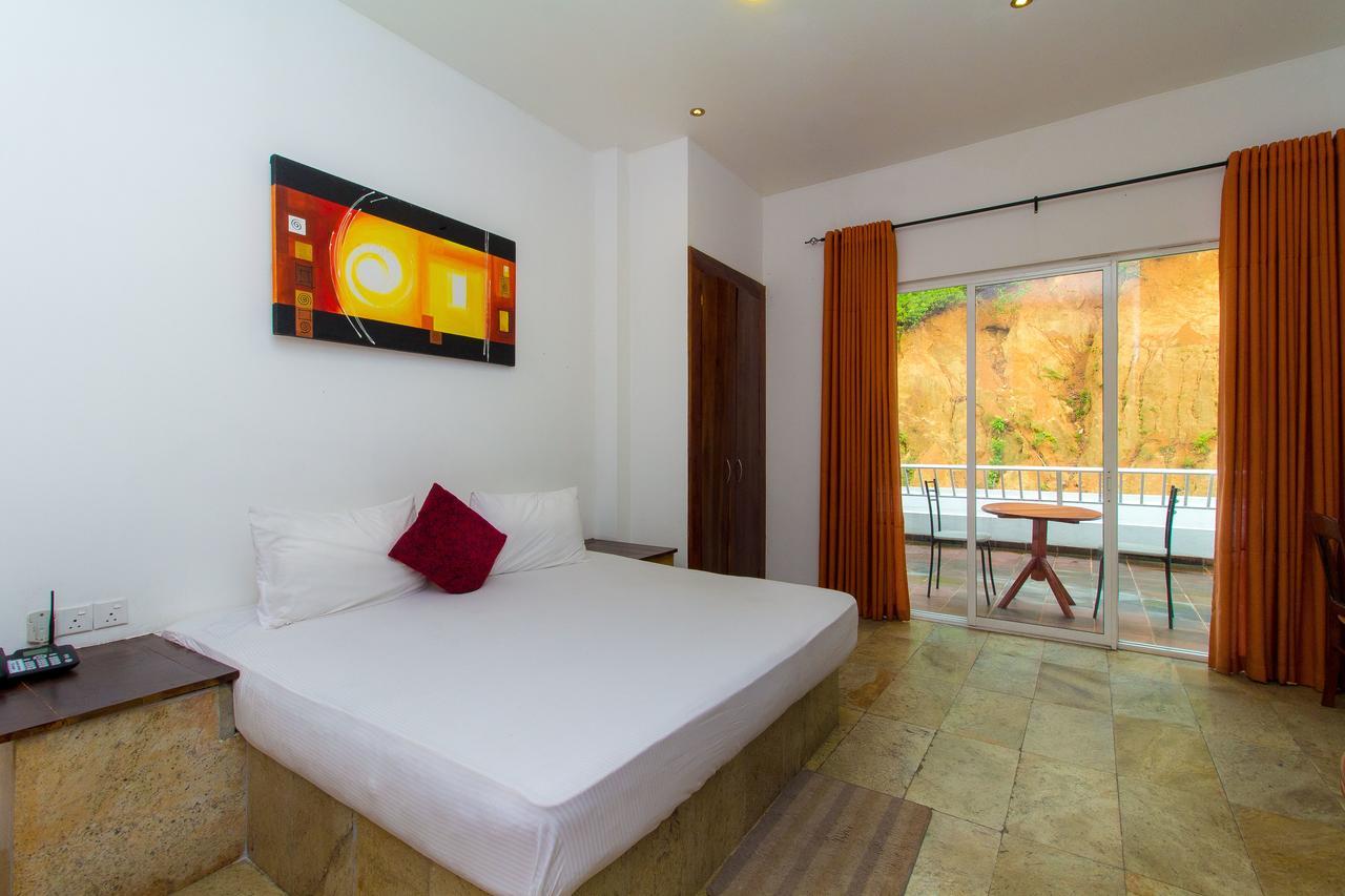 Sleek Hotel Kegalle Dış mekan fotoğraf